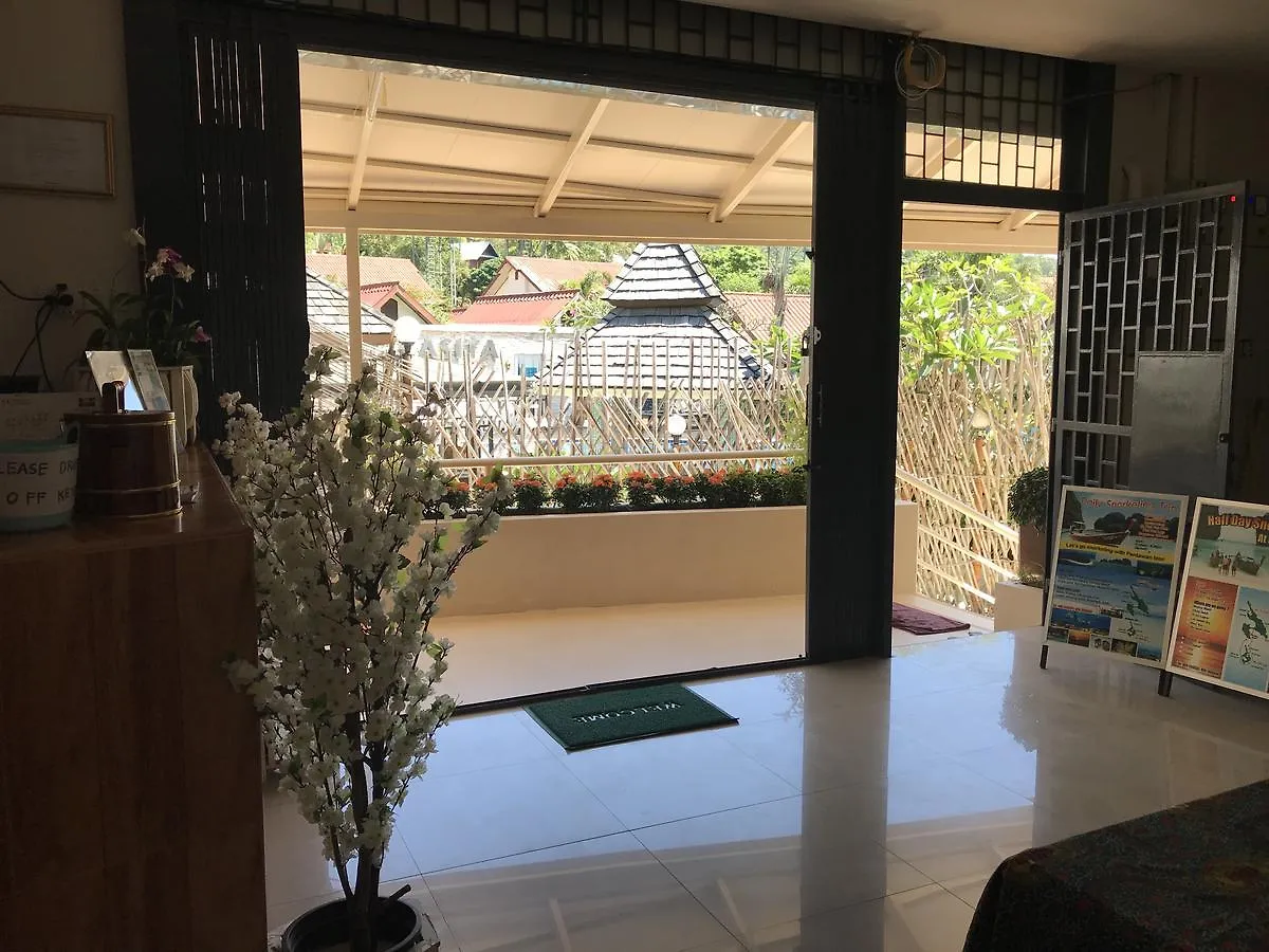 B Place Guesthouse Phi Phi Don 2*,